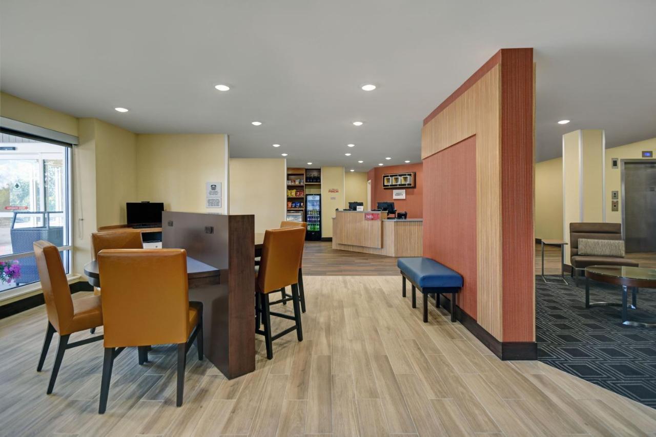 Hotel Towneplace By Marriott Grand Rapids Wyoming